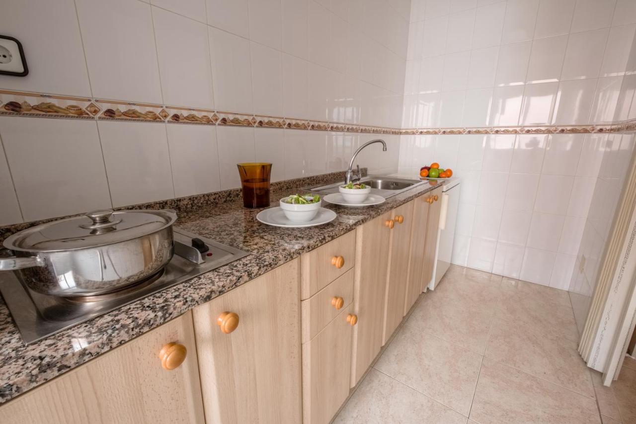 Aparthotel California Salou Esterno foto