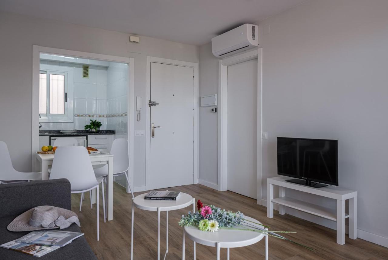Aparthotel California Salou Esterno foto
