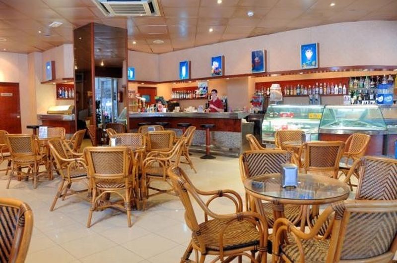 Aparthotel California Salou Esterno foto