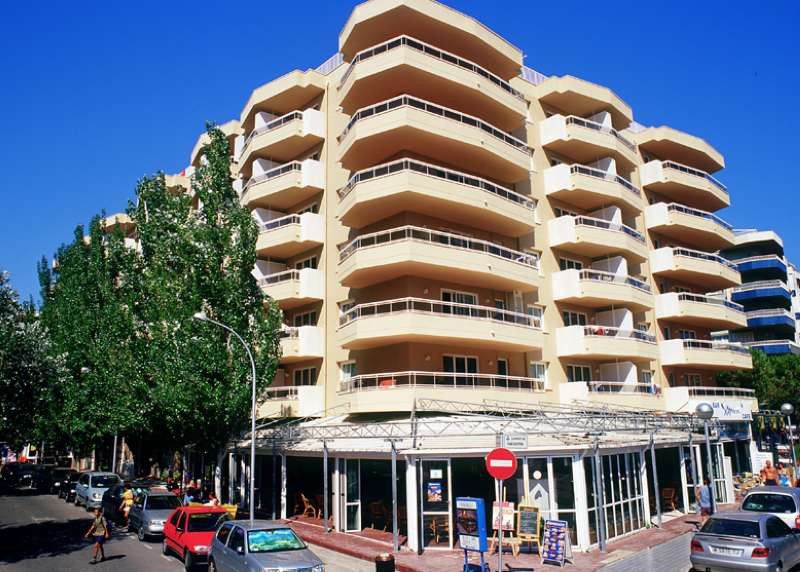 Aparthotel California Salou Esterno foto